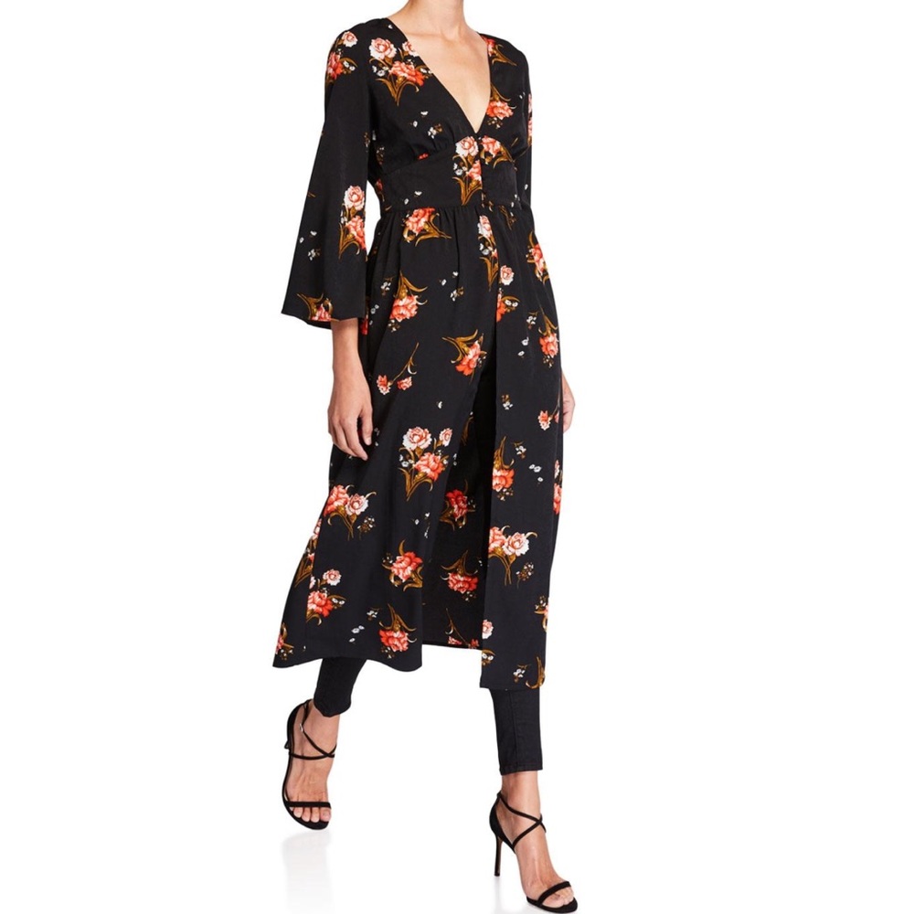 Moon River Black Floral Button Front Maxi Dress